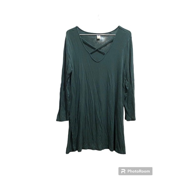 Old Navy Dresses & Skirts - Old Navy Women’s Green Shirt/dress With Slit On Sides Size M